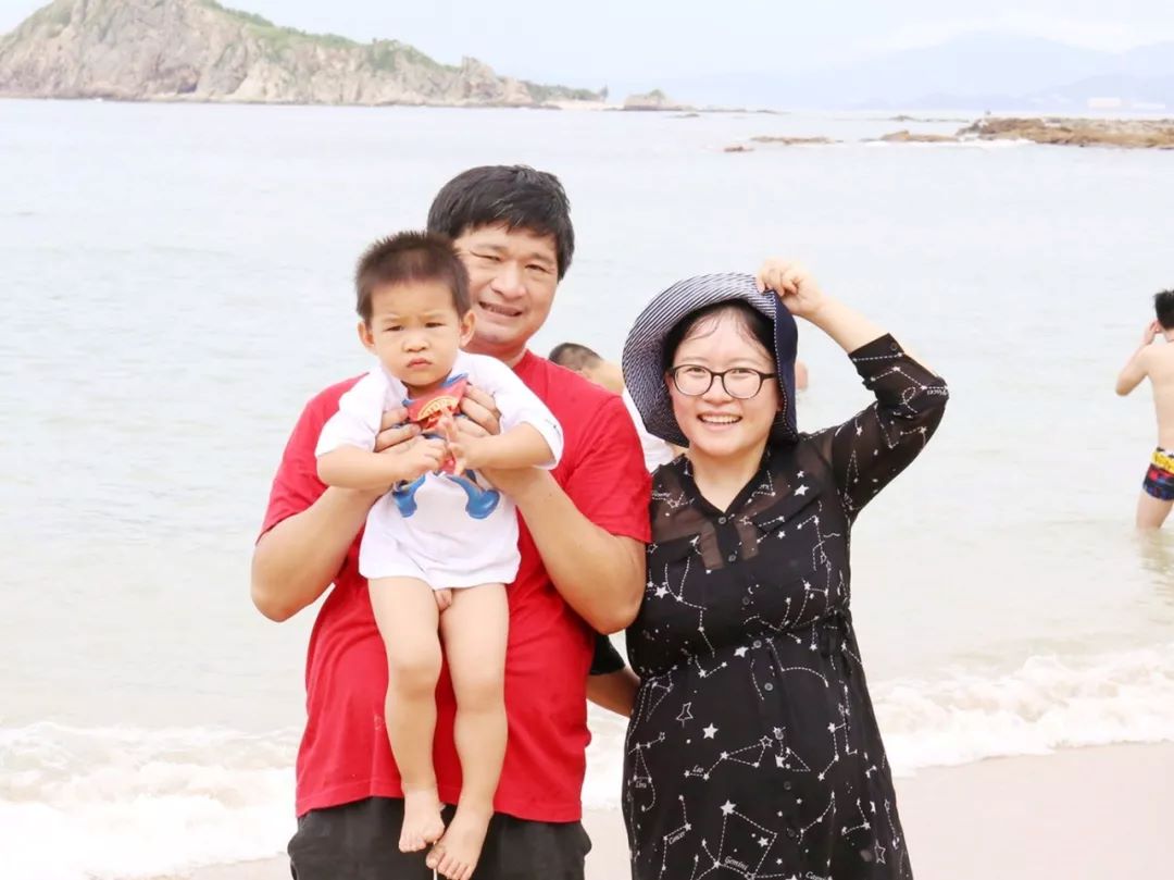 多年應(yīng)酬一身毛病，熏灸理療見證奇效！