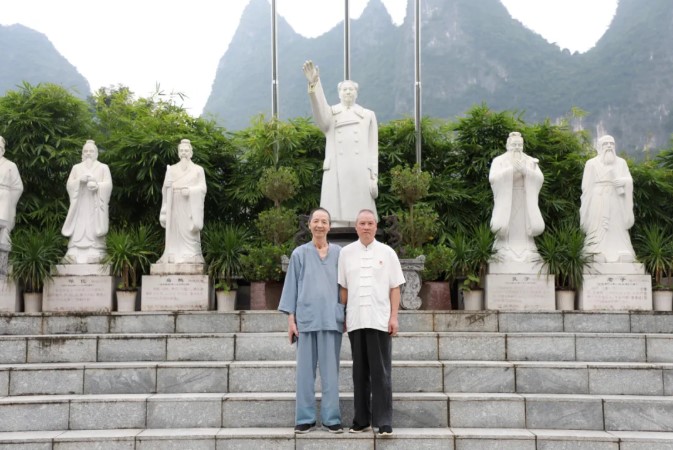 胸膜增厚肺黏連的他調(diào)理后說：爸媽在線給了我第二次生命！