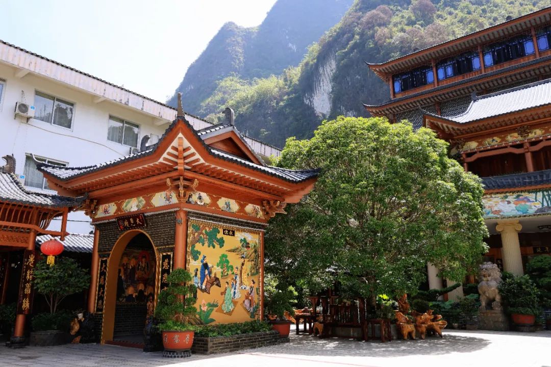 1747444534239170.jpg 1747444534239170.jpg