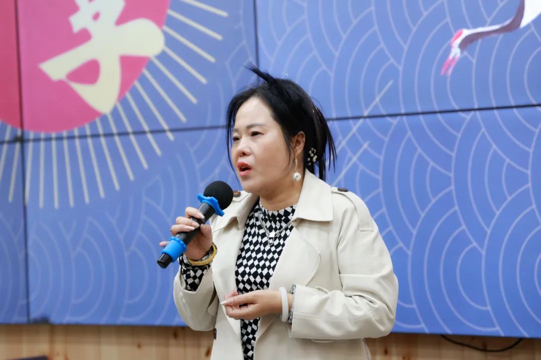 1748420604424379.jpg 1748420604424379.jpg