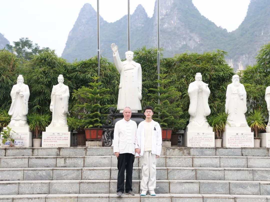 1757656499323512.jpg 1757656499323512.jpg