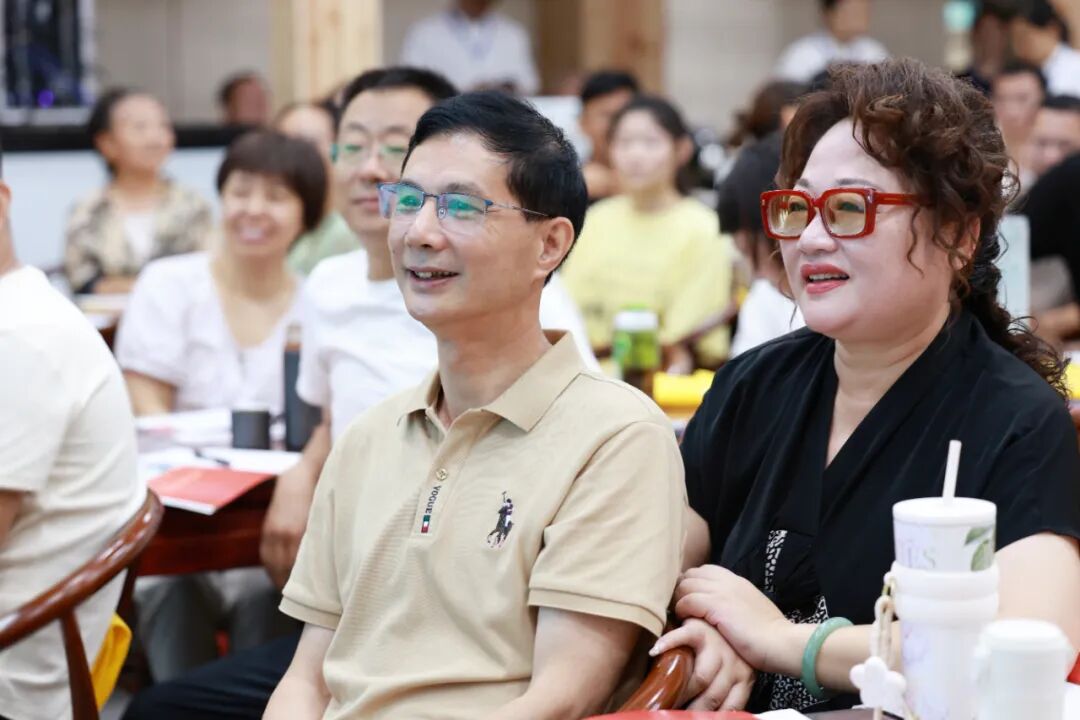 1759052063109072.jpg 1759052063109072.jpg